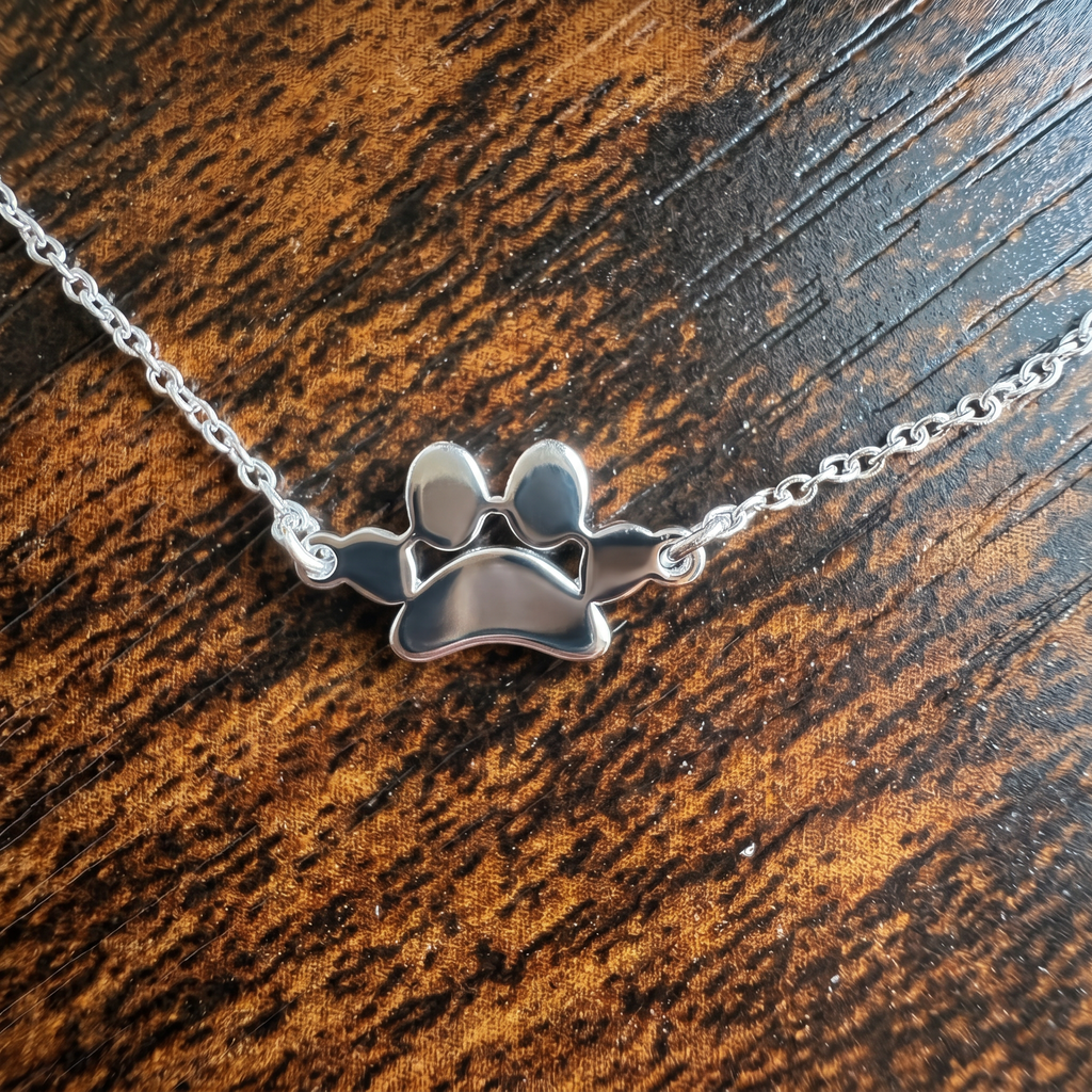 Paw Bracelet in Silver
