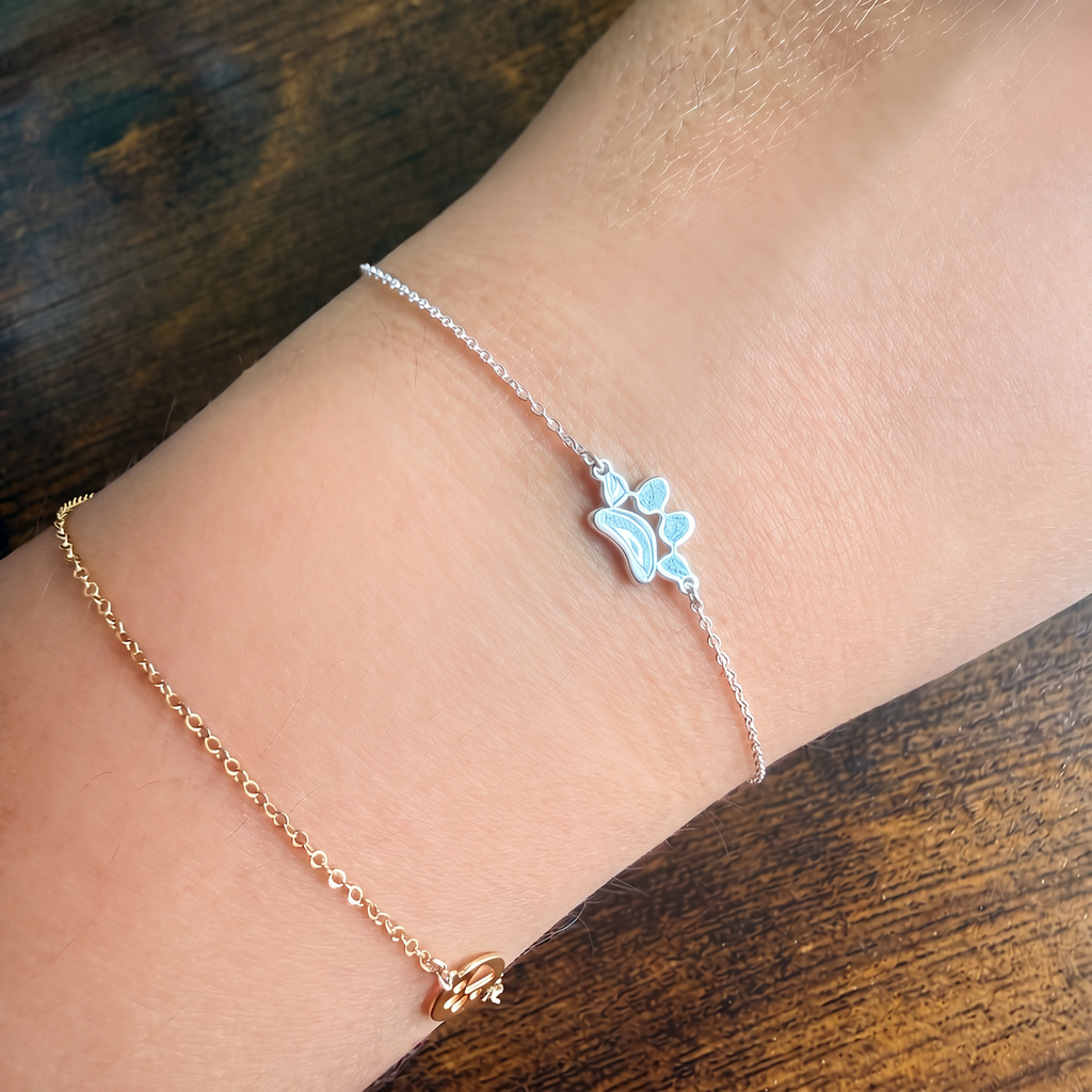 Paw Bracelet in Silver